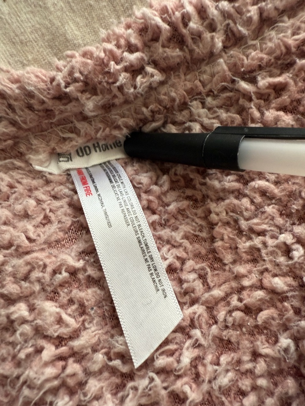 Soft Fuzzy Throw Blanket - Picture 10 of 13
